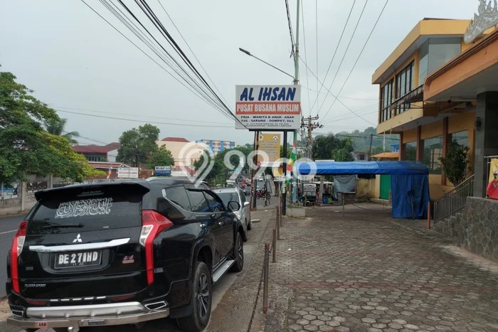 Ruko disewakan di Tanjung Karang Pusat Bandar Lampung dengan luas bangunan 650m2 Ruko disewakan di Tanjung Karang Pusat Bandar Lampung dengan luas bangunan 650m2