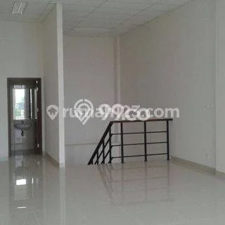 Ruko Dijual di Prime Area Jakarta Timur Luas 75m2 Ruko Dijual di Prime Area Jakarta Timur Luas 75m2