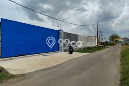 LOKASI PREMIUM! Gudang di Sukoharjo, Luas 1000m², Jalan Utama, Area Komersial LOKASI PREMIUM! Gudang di Sukoharjo, Luas 1000m², Jalan Utama, Area Komersial