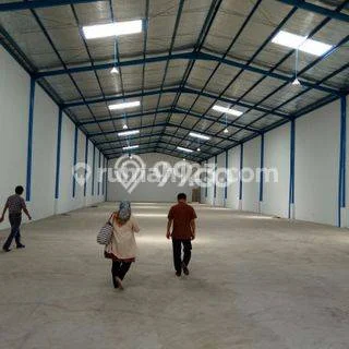 Gudang untuk Disewa di Pusat Bandung Luas Bangunan 1850m2 Gudang untuk Disewa di Pusat Bandung Luas Bangunan 1850m2
