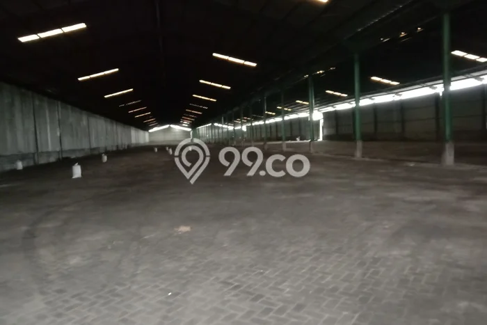 FOR RENT! Gudang di Margomulyo Cocok untuk Bisnis 11000m2 FOR RENT! Gudang di Margomulyo Cocok untuk Bisnis 11000m2