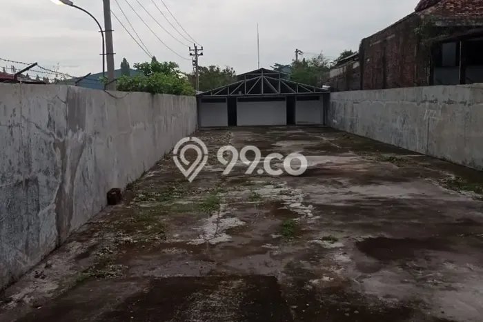 Ruko Dijual di Semarang LT 803m2 & LB 330m2 Lokasi Terbaik! Ruko Dijual di Semarang LT 803m2 & LB 330m2 Lokasi Terbaik!