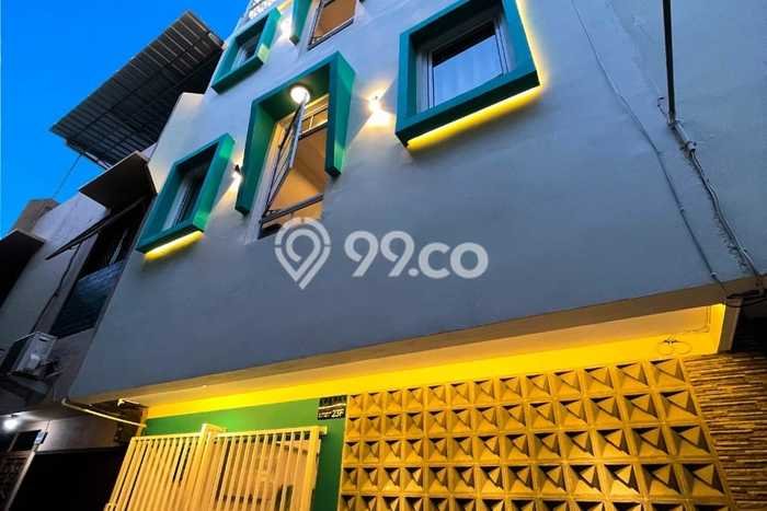 Untuk Dijual! Komersial di Gajah Mada Jakarta Pusat LT 75m2 / LB 260m2 Kawasan Bisnis Untuk Dijual! Komersial di Gajah Mada Jakarta Pusat LT 75m2 / LB 260m2 Kawasan Bisnis