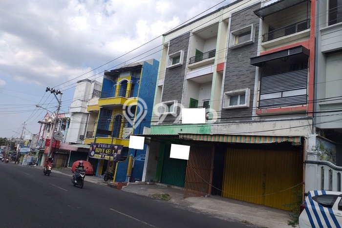 FOR SALE! Ruko di Jebres Surakarta, LT 74m2, LB 222m2 FOR SALE! Ruko di Jebres Surakarta, LT 74m2, LB 222m2