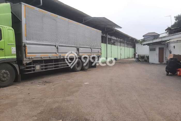 Gudang Disewa di Bandung dengan LB 4000m2 Area Komersial Ramai Gudang Disewa di Bandung dengan LB 4000m2 Area Komersial Ramai