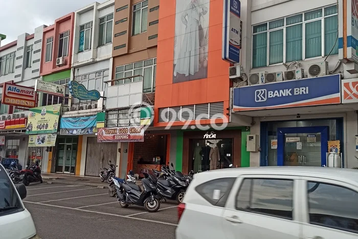 COCOK UNTUK INVESTASI, LOKASI RAMAI DAN BAGUS COCOK UNTUK INVESTASI, LOKASI RAMAI DAN BAGUS