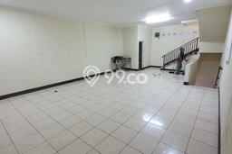 KAWASAN PREMIUM! Ruko Kawasan Regol, Luas 180m², Area Komersial KAWASAN PREMIUM! Ruko Kawasan Regol, Luas 180m², Area Komersial