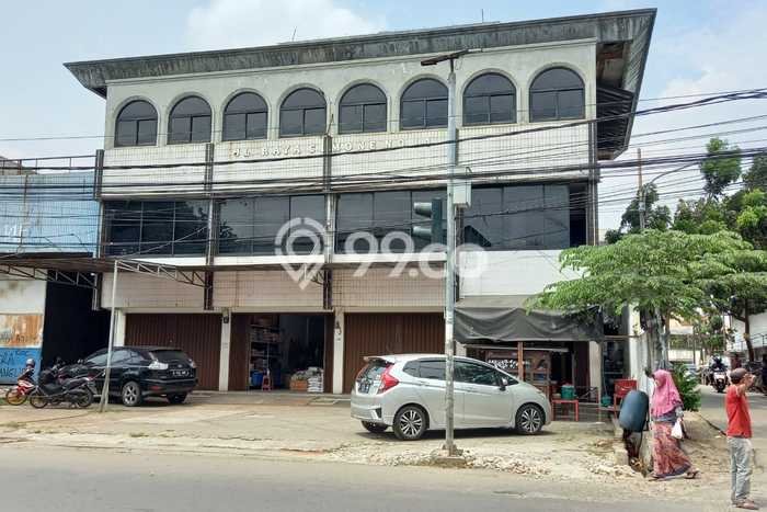 Ruko Dijual Lokasi Emas di Karawaci Luas 530m2 Ruko Dijual Lokasi Emas di Karawaci Luas 530m2