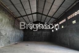 Gudang Disewa di Madiun dengan LB 500m2 Area Komersial Ramai Gudang Disewa di Madiun dengan LB 500m2 Area Komersial Ramai