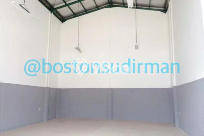 AREA PREMIUM! Gudang Disewakan Kawasan Cakung, Luas 126m², Jalan Utama AREA PREMIUM! Gudang Disewakan Kawasan Cakung, Luas 126m², Jalan Utama