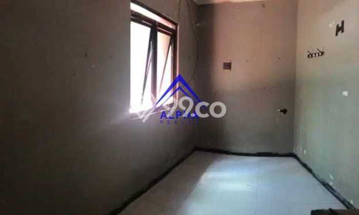 Disewakan Ruko di Bandung Wetan Bandung LT 99m2, LB 98m2 Disewakan Ruko di Bandung Wetan Bandung LT 99m2, LB 98m2