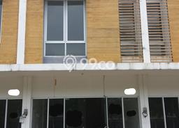 Ruko Bagus LT 67m2 LB 135m2 Dijual di Cikupa Tangerang Ruko Bagus LT 67m2 LB 135m2 Dijual di Cikupa Tangerang