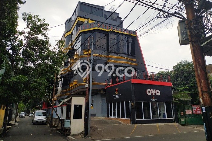 Komersial Bagus Dijual di Roxy Jakarta Pusat Lokasi Strategis Cocok untuk Kembangkan Bisnis Komersial Bagus Dijual di Roxy Jakarta Pusat Lokasi Strategis Cocok untuk Kembangkan Bisnis