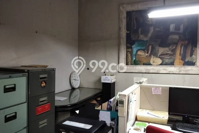 Gudang untuk Disewa di Pusat Jakarta Barat Luas Bangunan 266m2 Gudang untuk Disewa di Pusat Jakarta Barat Luas Bangunan 266m2