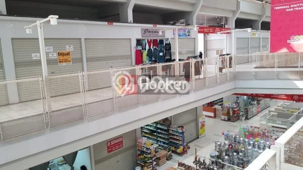 Disewakan Ruko di Kawasan Ramai BSD City Luas 9m2 Disewakan Ruko di Kawasan Ramai BSD City Luas 9m2