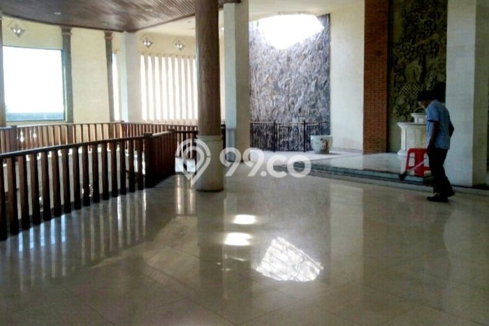 Disewakan Komersial di Kawasan Ramai Gatot Subroto Luas 1400m2 Disewakan Komersial di Kawasan Ramai Gatot Subroto Luas 1400m2