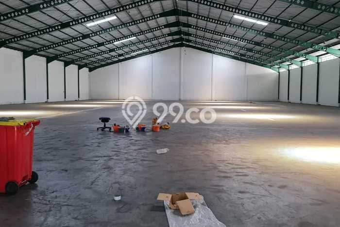 Disewakan Gudang komersial di Semarang Barat luas bangunan 2310m2 Disewakan Gudang komersial di Semarang Barat luas bangunan 2310m2