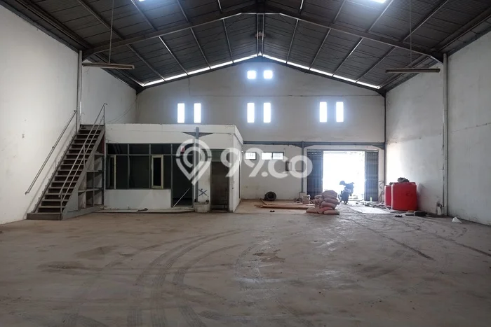 Disewakan Gudang komersial di Semarang Barat luas bangunan 480m2 Disewakan Gudang komersial di Semarang Barat luas bangunan 480m2