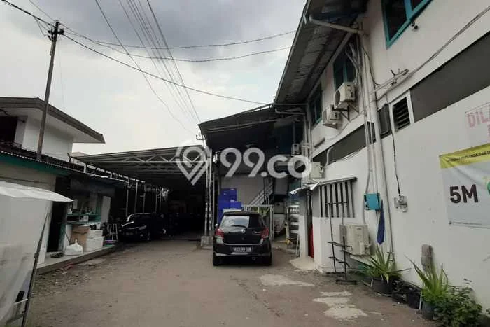 Gudang Strategis di , Luas 1000m2m², Posisi Jalan Utama Gudang Strategis di , Luas 1000m2m², Posisi Jalan Utama