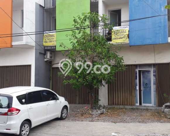 FOR SALE! Ruko di Kebon Jeruk Jakarta Barat, LT 1m2, LB 144m2 FOR SALE! Ruko di Kebon Jeruk Jakarta Barat, LT 1m2, LB 144m2