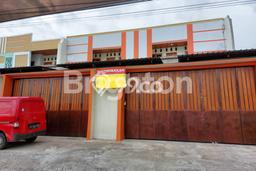 Unit Ruko Paling Strategis di Banyuanyar Solo dengan LB 110m2 Unit Ruko Paling Strategis di Banyuanyar Solo dengan LB 110m2
