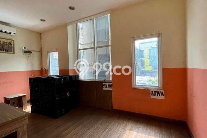 Ruko Dijual di Tebet LT 120m2, LB 228m2 Solusi Investasi Cerdas Ruko Dijual di Tebet LT 120m2, LB 228m2 Solusi Investasi Cerdas
