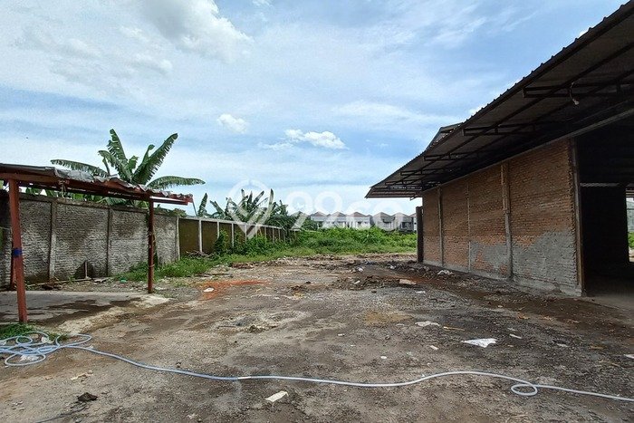 Unit Gudang Paling Strategis di Harjamukti Cirebon dengan LB 1000m2 Unit Gudang Paling Strategis di Harjamukti Cirebon dengan LB 1000m2