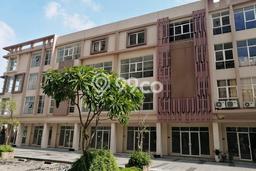 AREA KOMERSIAL! Ruko Kawasan Mulyorejo, Luas 292m², Jalan Utama AREA KOMERSIAL! Ruko Kawasan Mulyorejo, Luas 292m², Jalan Utama