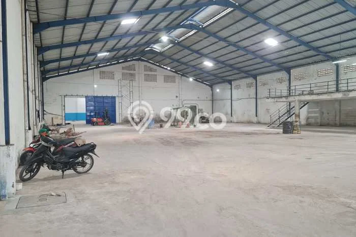 Unit Gudang disewakan di Sragen Sragen dengan LT 3220m2 / LB 2500m2 Unit Gudang disewakan di Sragen Sragen dengan LT 3220m2 / LB 2500m2