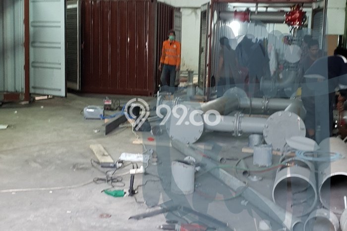 Disewakan Gudang di Serpong Tangerang Selatan LT 580m2, LB 400m2 Disewakan Gudang di Serpong Tangerang Selatan LT 580m2, LB 400m2