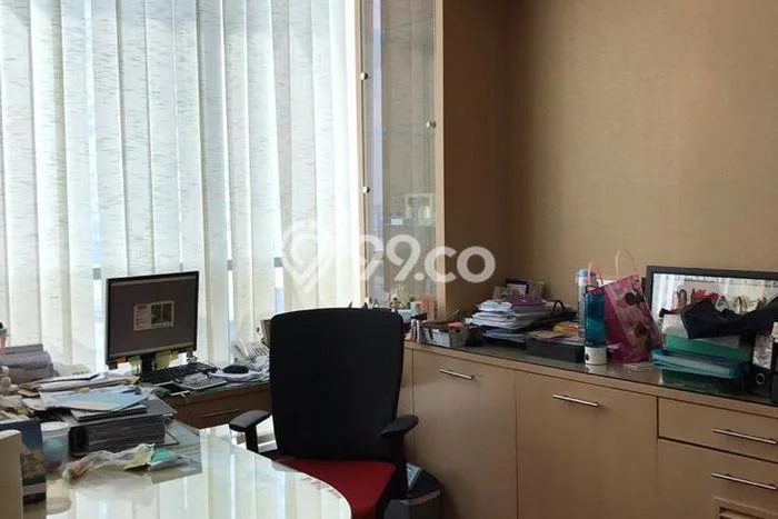 Kantor bagus disewakan di Central Park Jakarta Barat dengan LB 125m2 harga sewa terbaik Kantor bagus disewakan di Central Park Jakarta Barat dengan LB 125m2 harga sewa terbaik