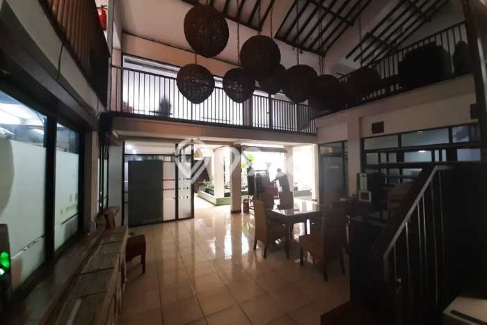 Komersial paling strategis disewakan di Regol Bandung Komersial paling strategis disewakan di Regol Bandung
