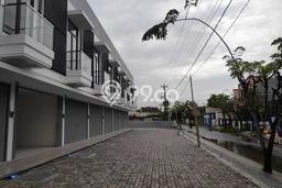 Ruko di Semarang Utara, Luas 80m², Area Bisnis, Disewakan Ruko di Semarang Utara, Luas 80m², Area Bisnis, Disewakan