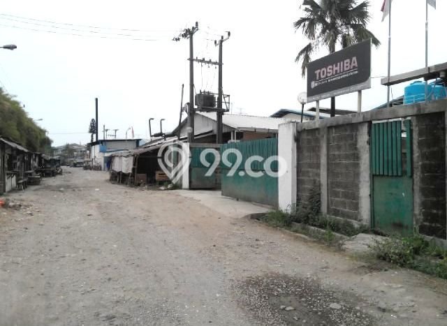 Gudang Disewa di Bekasi dengan LB 4620m2 Area Komersial Ramai Gudang Disewa di Bekasi dengan LB 4620m2 Area Komersial Ramai