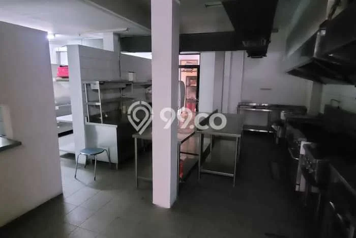 Unit Komersial Disewakan di Jakarta Selatan Area Strategis Harga Kompetitif Unit Komersial Disewakan di Jakarta Selatan Area Strategis Harga Kompetitif