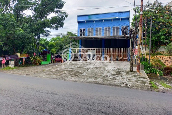 Ruko Dijual di Semarang LT 270m2 & LB 500m2 Lokasi Terbaik! Ruko Dijual di Semarang LT 270m2 & LB 500m2 Lokasi Terbaik!