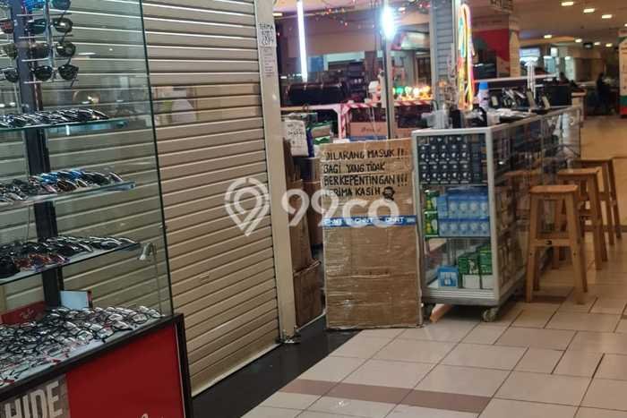 Paling Diincar! Komersial Dijual di Glodok Harga Kompetitif Paling Diincar! Komersial Dijual di Glodok Harga Kompetitif
