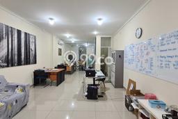 Unit Ruko Disewakan di Green Lake City di Area Ramai & Strategis Unit Ruko Disewakan di Green Lake City di Area Ramai & Strategis