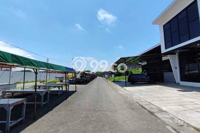 Disewakan Ruko komersial di Semarang Utara luas bangunan 270m2 Disewakan Ruko komersial di Semarang Utara luas bangunan 270m2