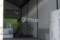 INVESTASI POTENSIAL! Gudang di Sawangan, Luas 300m2m², Area Bisnis INVESTASI POTENSIAL! Gudang di Sawangan, Luas 300m2m², Area Bisnis