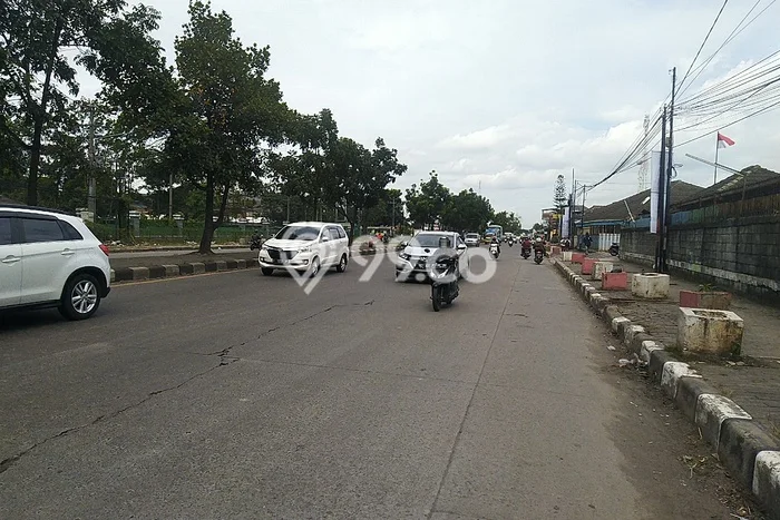 Lokasi Strategis! Dijual Ruko Bisnis di Rancaekek, Bandung Kondisi Bagus Lokasi Strategis! Dijual Ruko Bisnis di Rancaekek, Bandung Kondisi Bagus