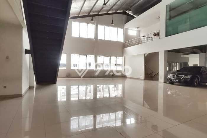 Ruko Dijual di Prime Area Jakarta Selatan Luas 1000m2 Ruko Dijual di Prime Area Jakarta Selatan Luas 1000m2