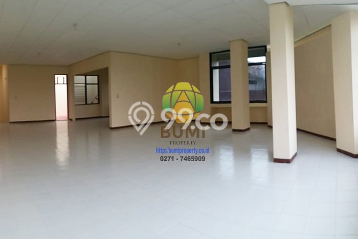 Ruko disewakan lokasi strategis Jebres Solo 225m2 Ruko disewakan lokasi strategis Jebres Solo 225m2
