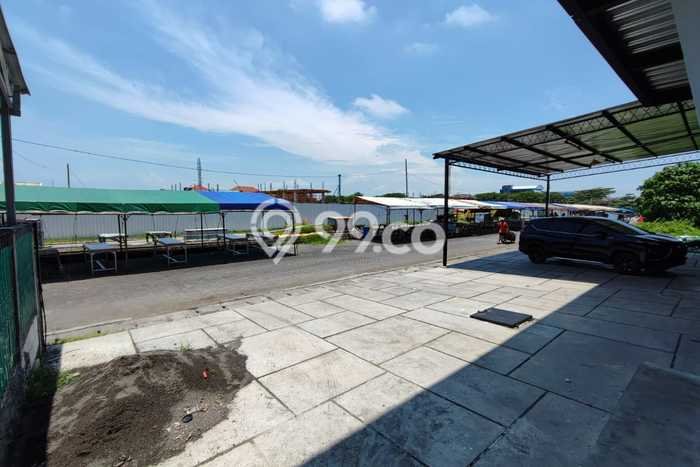 Ruko Komersial Disewakan di Semarang Utara Semarang Luas 270m2 Ruko Komersial Disewakan di Semarang Utara Semarang Luas 270m2