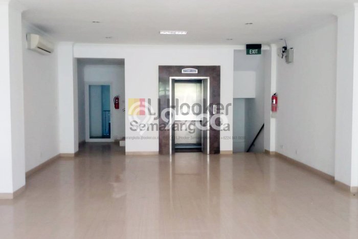 FOR RENT! Ruko di Gajahmada Cocok untuk Bisnis 602m2 FOR RENT! Ruko di Gajahmada Cocok untuk Bisnis 602m2
