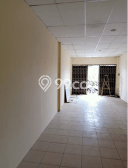 Ruko Disewakan di Kalideres, Luas 270m², Lokasi Komersial Ruko Disewakan di Kalideres, Luas 270m², Lokasi Komersial
