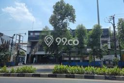 Showroom dan Bengkel di Tangerang Showroom dan Bengkel di Tangerang