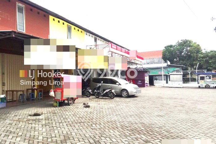Ruko paling strategis disewakan di Genuk Semarang Ruko paling strategis disewakan di Genuk Semarang