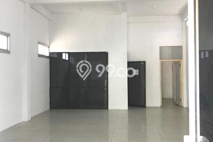 FOR RENT! Ruko di Gresik Kota Cocok untuk Bisnis 360m2 FOR RENT! Ruko di Gresik Kota Cocok untuk Bisnis 360m2