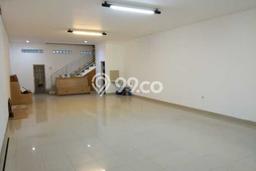 Ruko Area Strategis di Regol, Luas 200m², Siap Usaha Ruko Area Strategis di Regol, Luas 200m², Siap Usaha